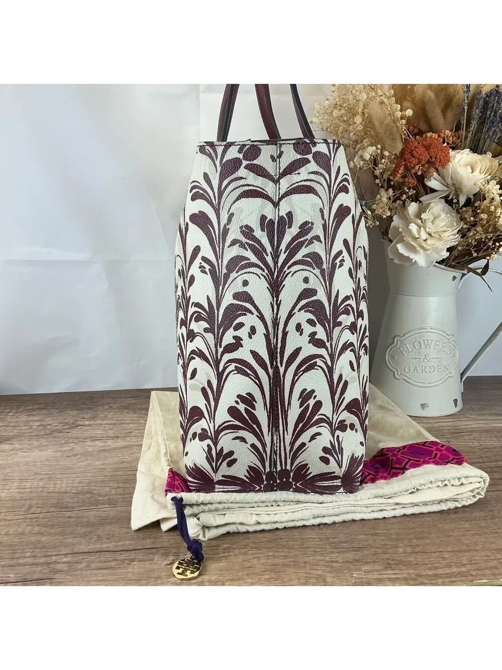 Tory Burch Kerrington Wonderland Burgundy Cream Tote Hand Shoulder Bag‎